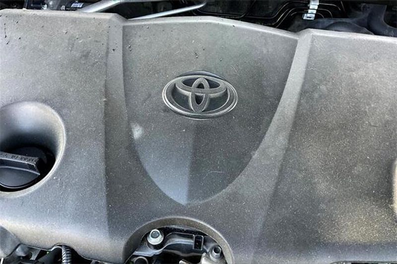 2022 Toyota Camry LEImage 31