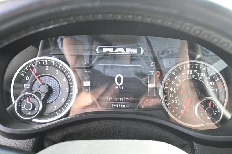 2022 RAM 1500 LaramieImage 20