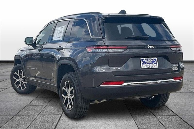 2024 Jeep Grand Cherokee Limited 4x4Image 3