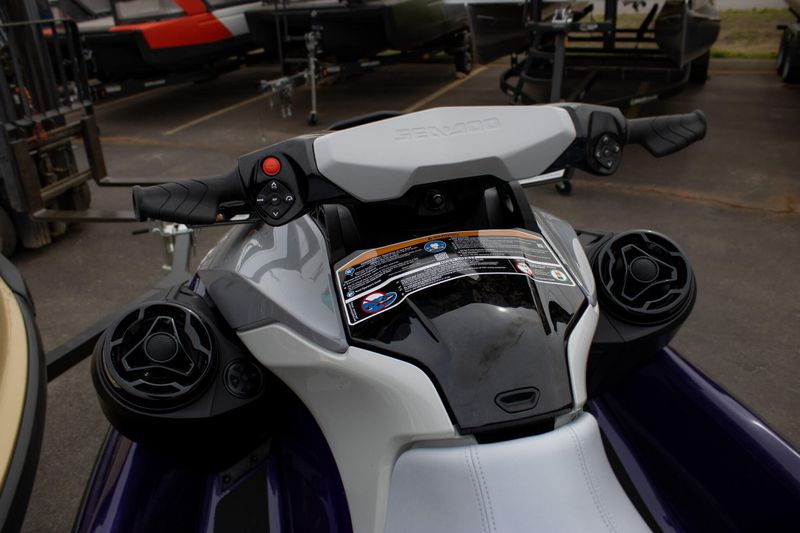 2025 SEADOO GTI SE 170 WITH SOUND SYSTEM IDF MIDNIGHT PURPLE Image 13