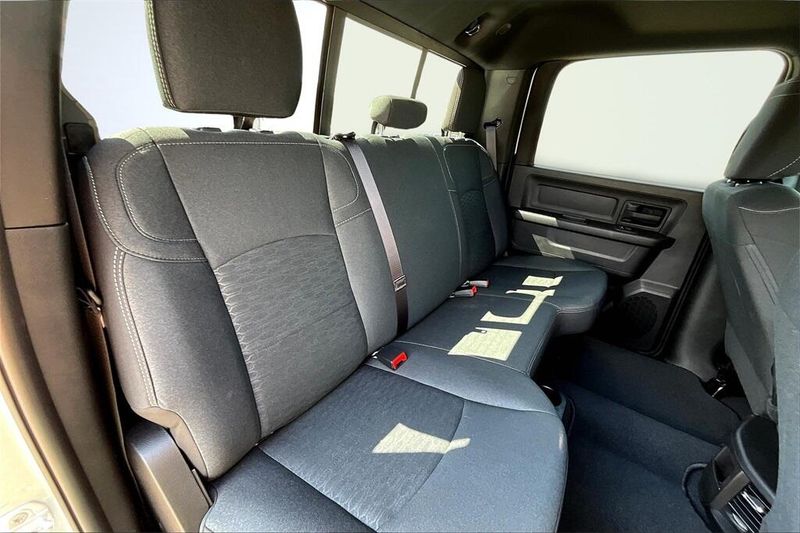 2025 Ram 2500 Tradesman photo 9