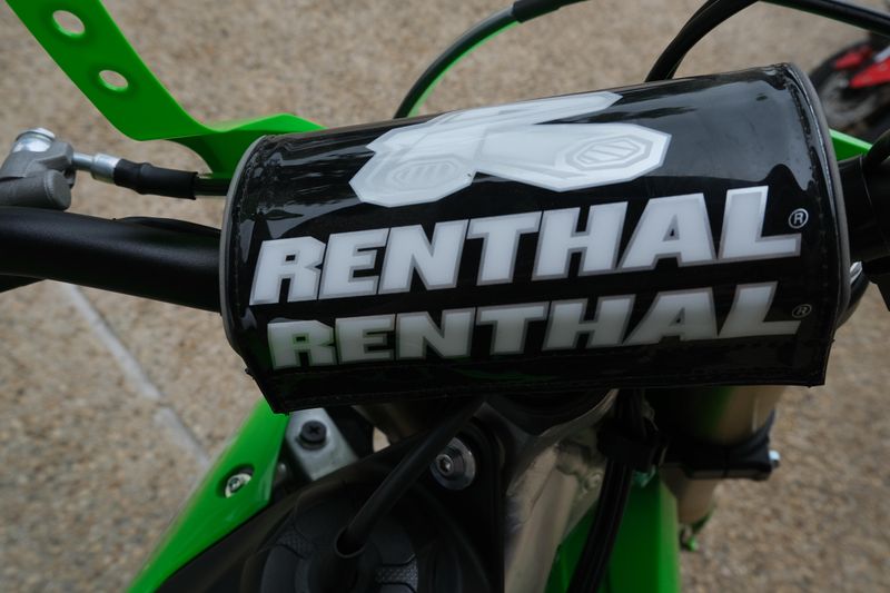 2025 Kawasaki KX450X LIME GREEN Image 8