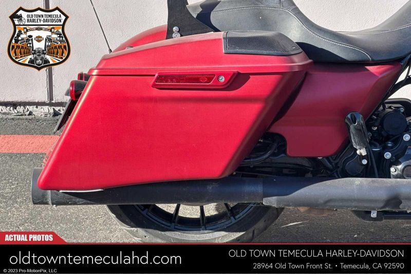 2019 Harley-Davidson Street Glide in a WICKED RED DNM exterior color. BMW Motorcycles of Temecula – Southern California (951) 506-6903 bmwmotorcyclesoftemecula.com 