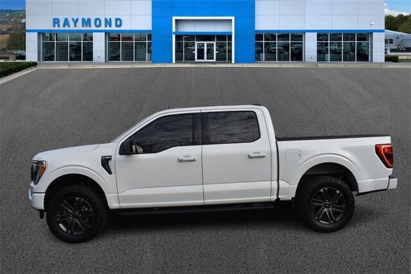 Used 2022 Ford F-150 XLTImage 6
