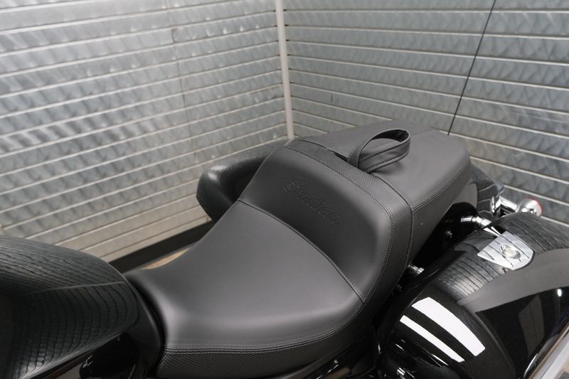 NEW 2025 INDIAN MOTORCYCLE CHIEFTAIN POWERPLUS Image 15