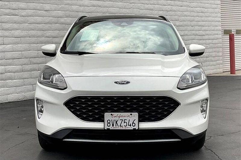 2020 Ford Escape SELImage 2