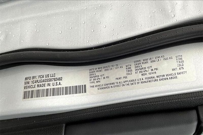 New 2025 Jeep Grand Cherokee Altitude 4x2Image 15