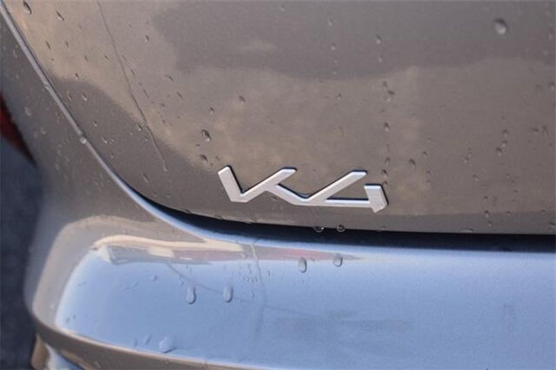 2025 Kia K4 GT-LineImage 16