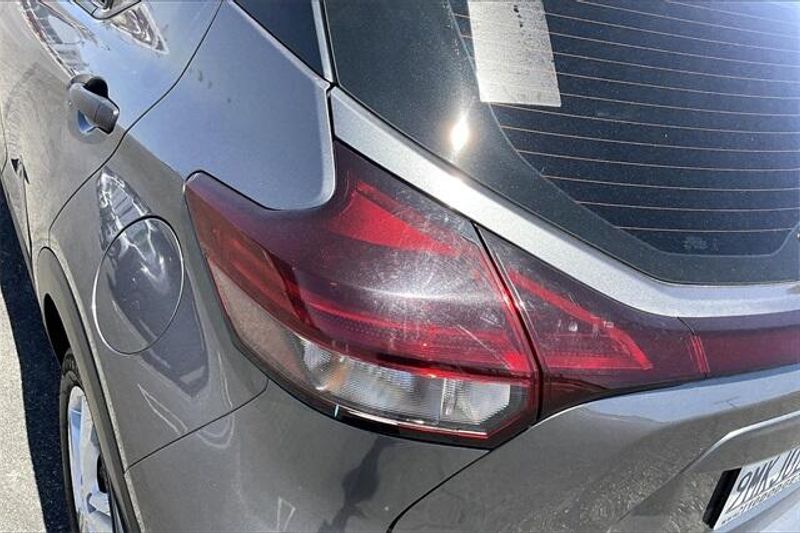 Used 2024 Nissan Kicks SImage 28