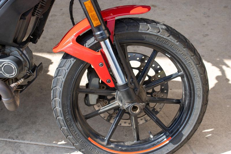 USED 2016 DUCATI SCRAMBLER ICON Image 13