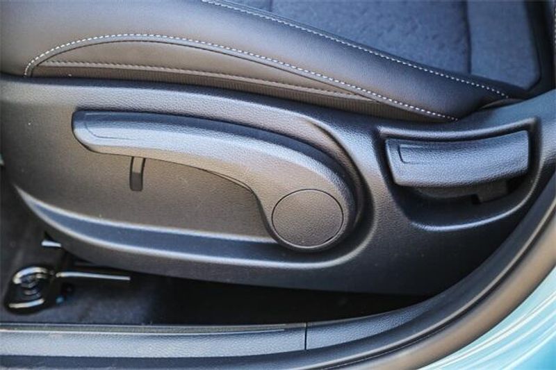 New 2025 Kia Seltos SImage 22