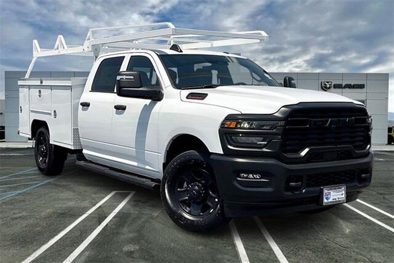 New 2025 RAM 2500 Tradesman Crew Cab 4x2 8
