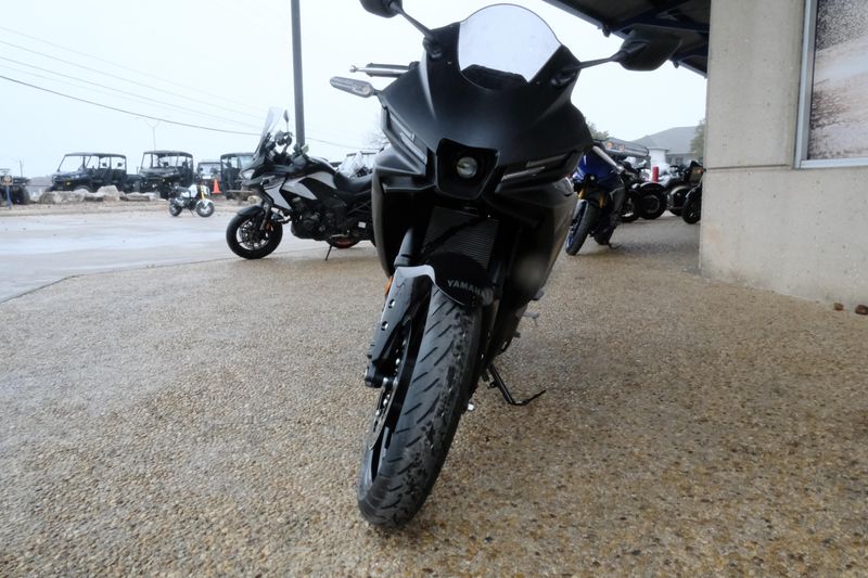 2025 Yamaha YZFR3 ABS MATTE STEALTH BLACK Image 17