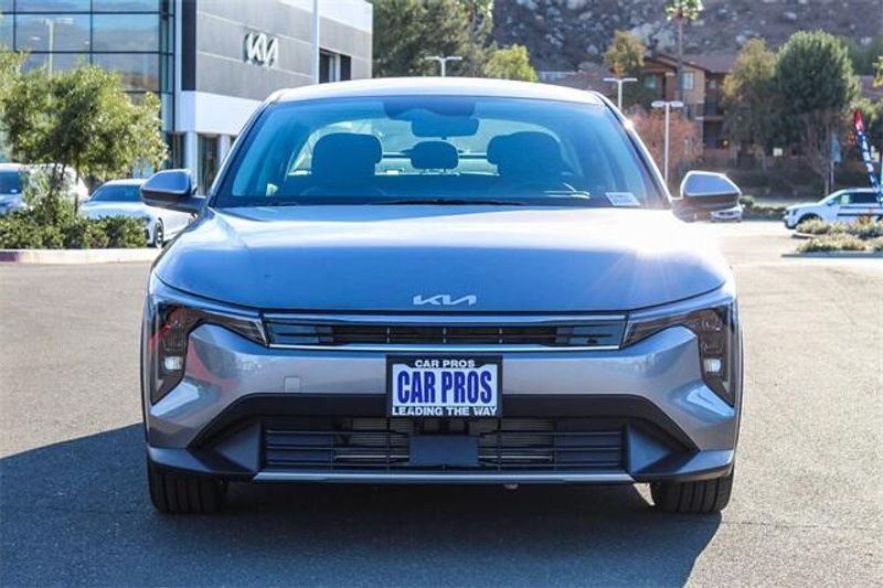 New 2025 Kia K4 EXImage 3