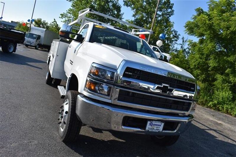2023 Chevrolet Silverado 5500HD Work Truck in a Summit White exterior color and Dark Ash Seats With Jet Black Interior Accentsinterior. Raymond Auto Group 888-703-9950 raymonddeals.com 