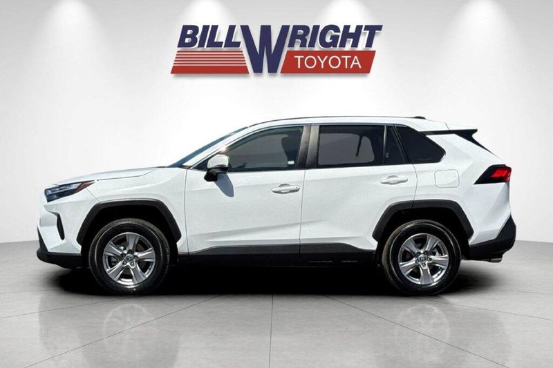 Used 2025 Toyota RAV4 XLEImage 6