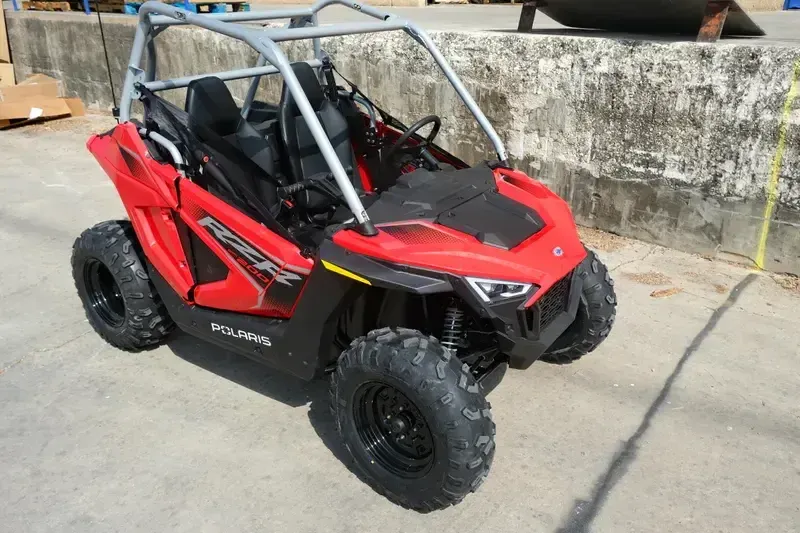 NEW 2026 POLARIS RZR 200 EFI Image 1