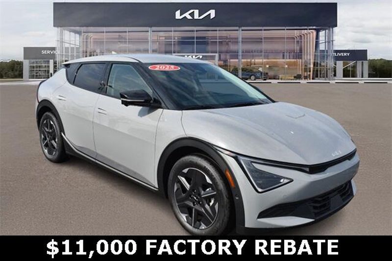 New 2025 Kia EV6 LightImage 1