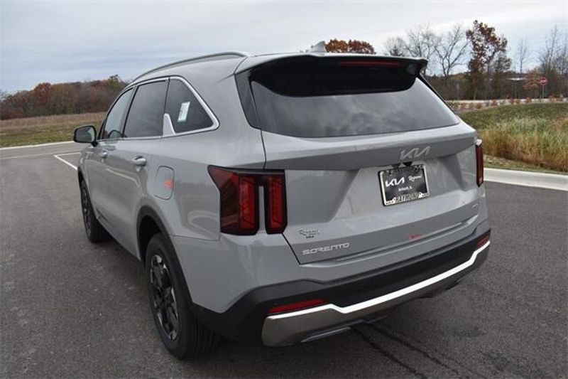 New 2026 Kia Sorento SImage 5