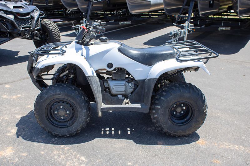 USED 2018 HONDA FOURTRAX RECON ES Image 3
