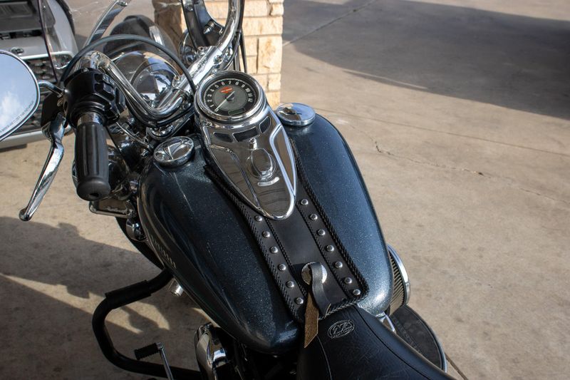 USED 2015 HARLEY SOFTAIL HERITAGE CLASSIC Image 16