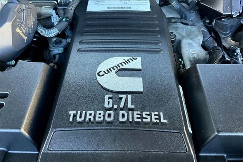 Used 2022 RAM 3500 TradesmanImage 31