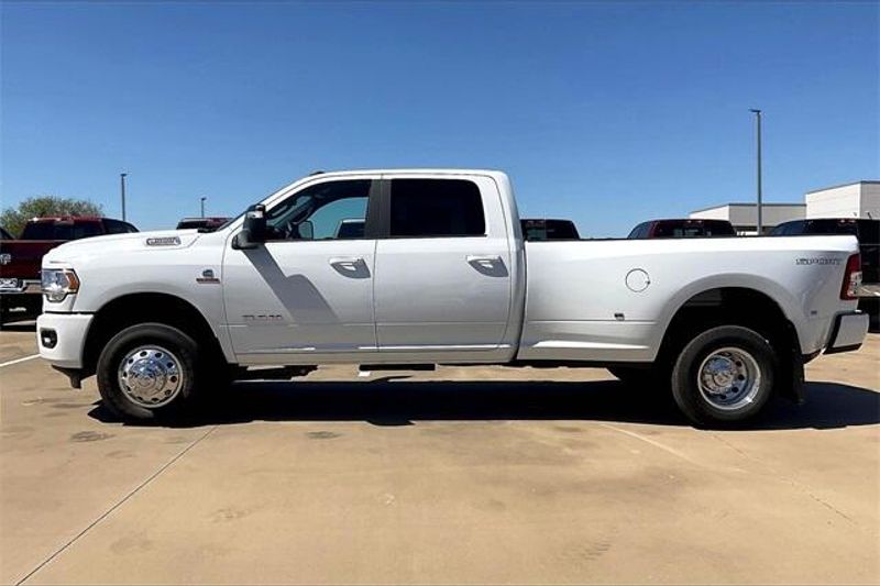 2024 RAM 3500 Big Horn Crew Cab 4x4 8