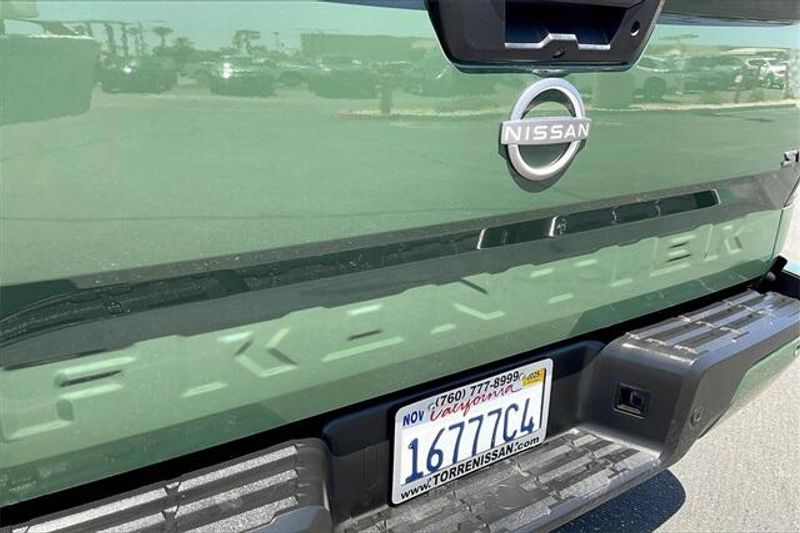 Used 2024 Nissan Frontier SVImage 31