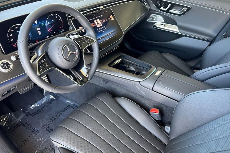 New 2026 Mercedes-Benz E-Class E 450Image 7