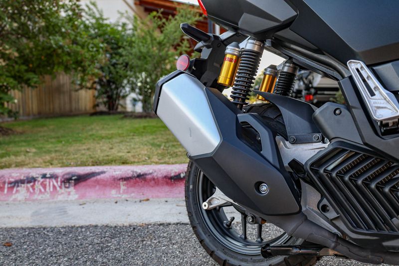 Used 2025 Honda ADV 160  BLACK Image 11