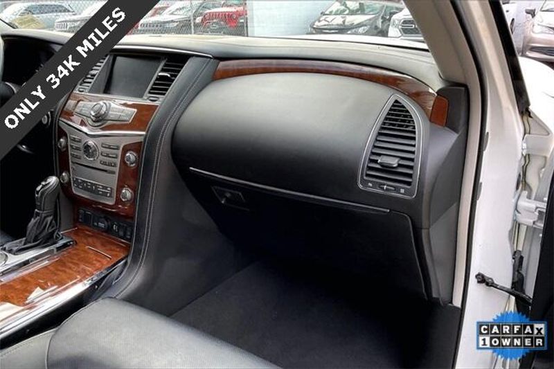 Used 2018 INFINITI QX80 BaseImage 16