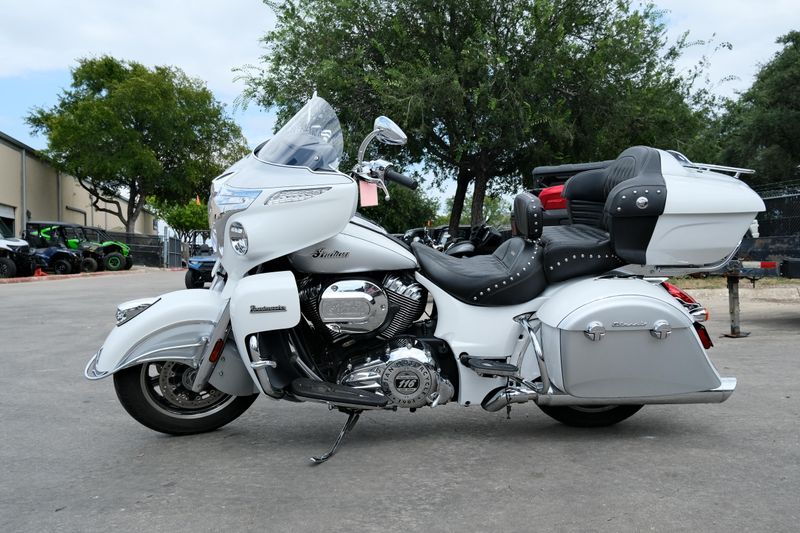 USED 2019 INDIAN MOTORCYCLE ROADMASTER Image 6