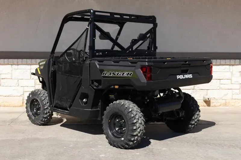 NEW 2026 POLARIS RANGER 1000 EPS Image 5