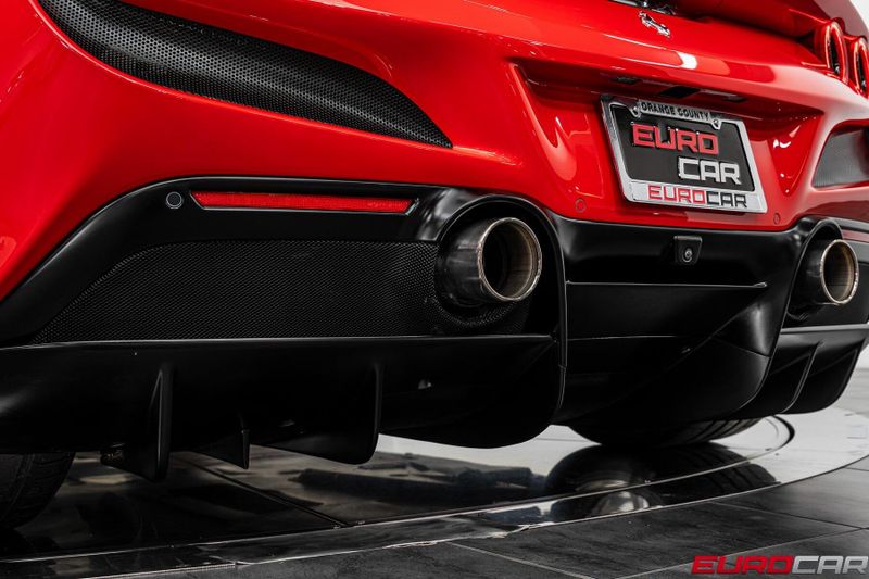 Used 2022 Ferrari F8 Spider *CARBON FIBER LED STEERING WHEEL * DAYTONA SEATS*Image 27