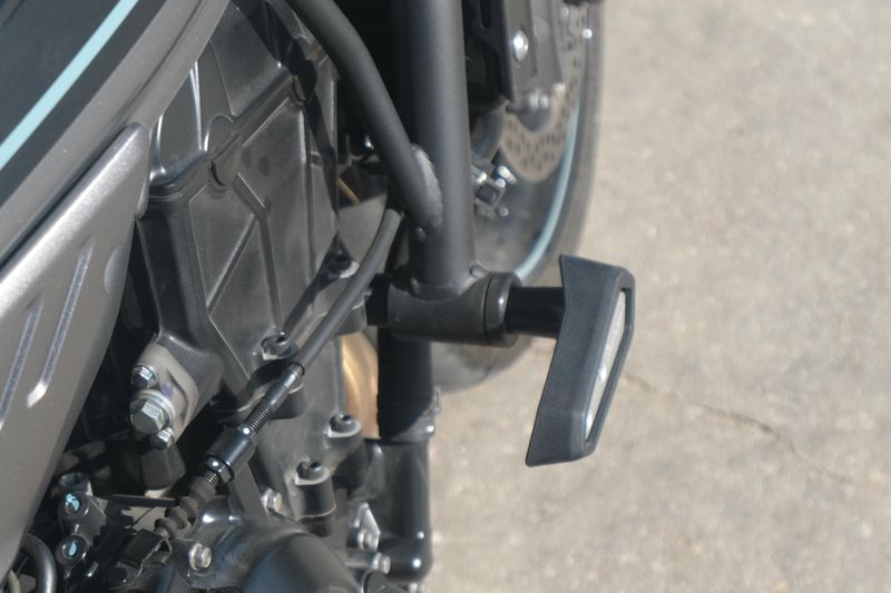 2023 Kawasaki Z650RS METALLIC MOONDUST GRAY AND EBONY Image 18
