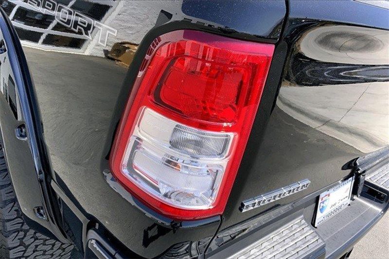 2022 RAM 1500 Big Horn Crew Cab 4x4 5