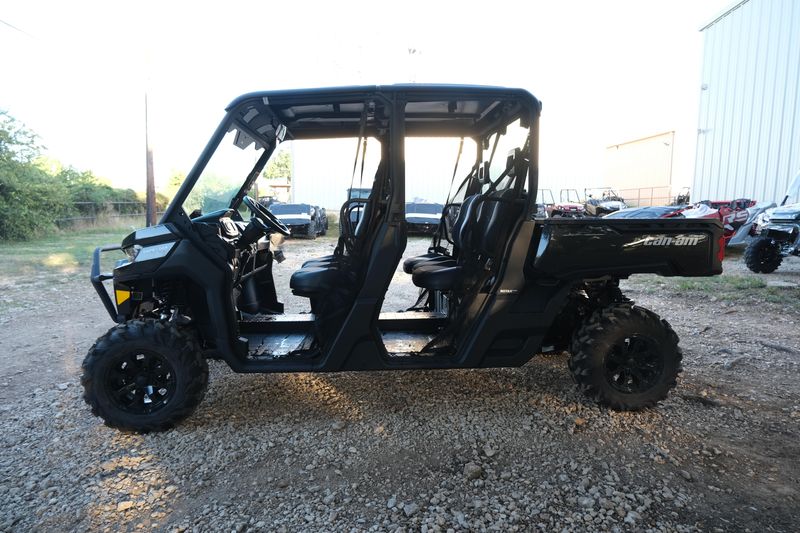 2025 Can-Am DEFENDER MAX XT HD10 STEALTH  BLACKImage 7