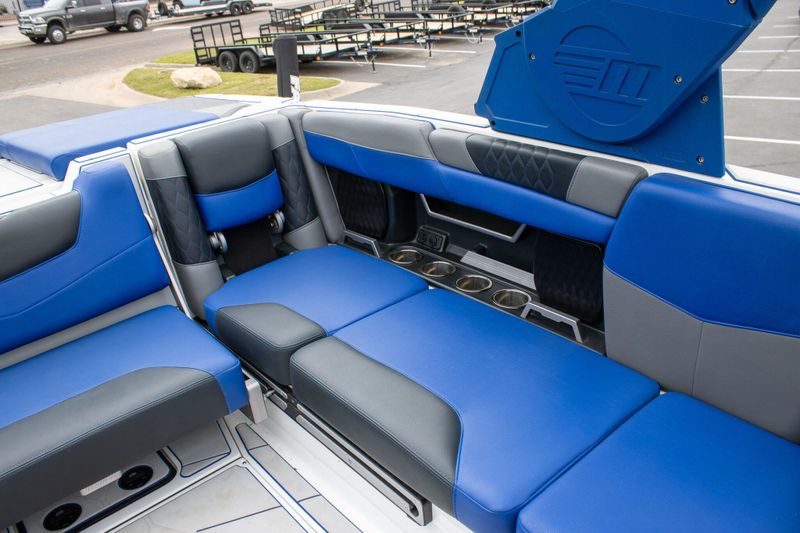 USED 2022 MALIBU M240 Image 15