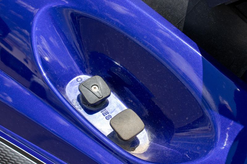 USED 2002 YAMAHA GP 1200 Image 15