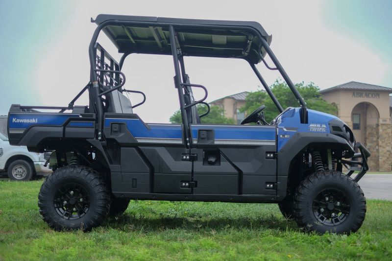 2024 KAWASAKI MULE PROFXT 1000 LE  METALLIC SIERRA BLUEImage 6