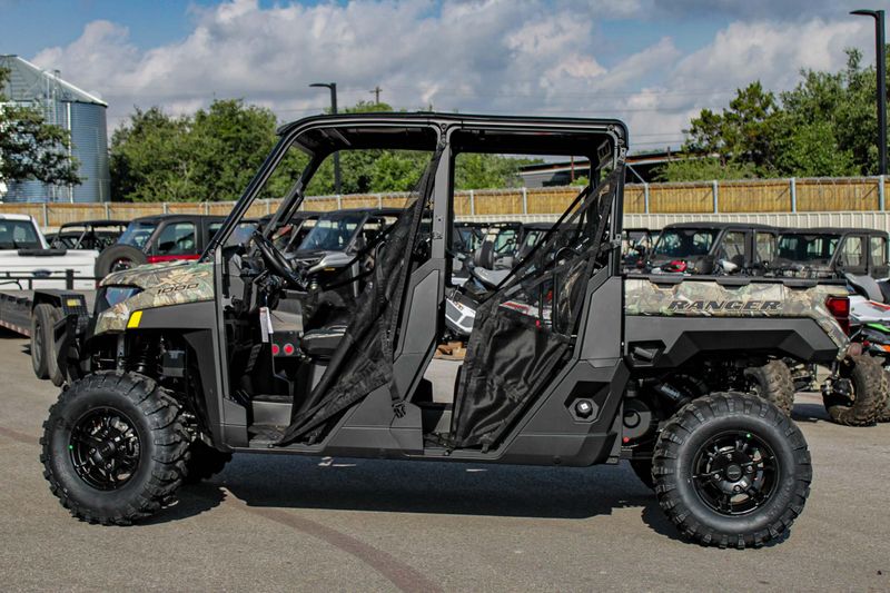 2025 Polaris RANGER CREW XP 1000 PREMIUM  PURSUIT CAMOImage 5