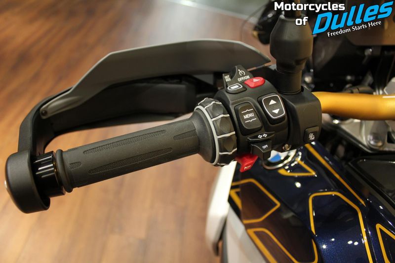 New 2026 BMW R1300GS Image 11