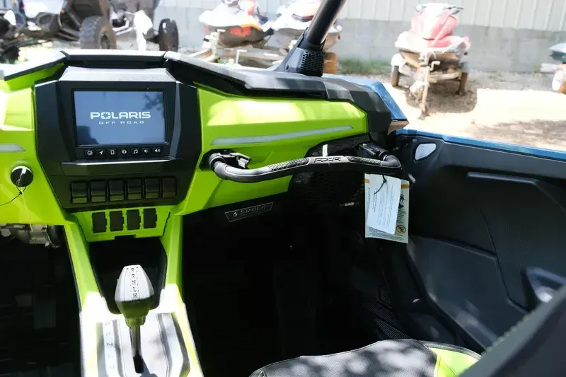 2025 Polaris RZR PRO XP 4 ULTIMATE ZENITH BLUE Image 11