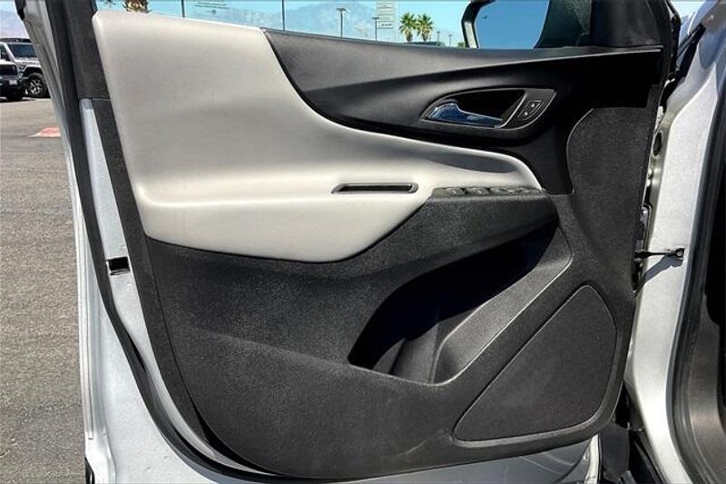 2022 Chevrolet Equinox LSImage 22
