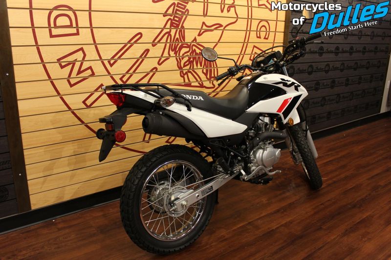 2023 Honda XR 150L Image 8