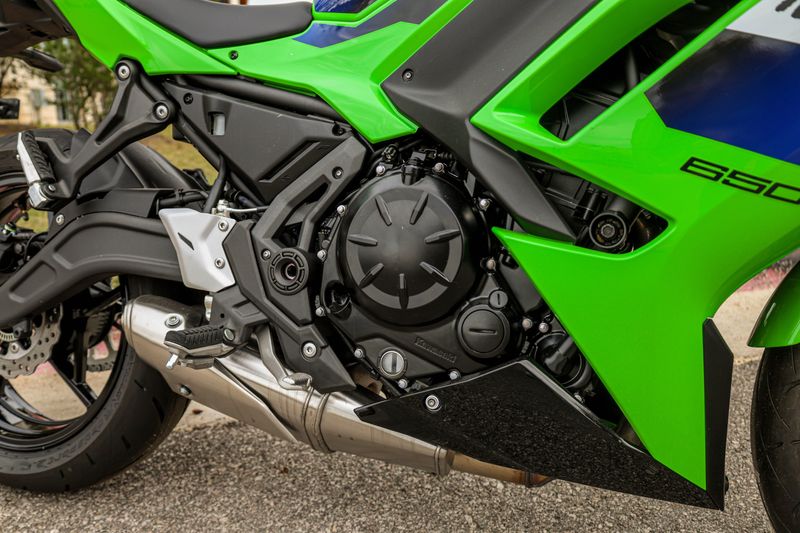 NEW 2026 KAWASAKI NINJA  650 ABS Image 4