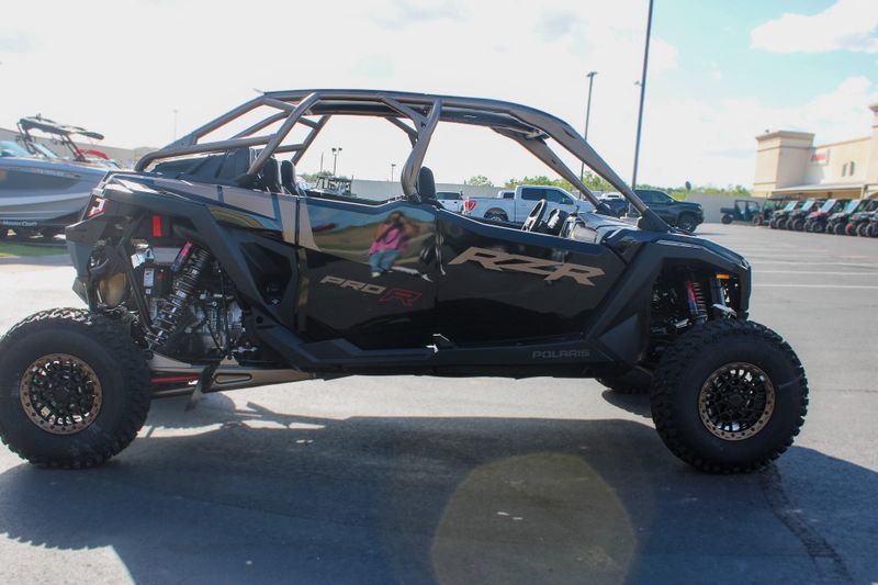 NEW 2025 POLARIS RZR PRO R 4 ULTIMATE Image 2