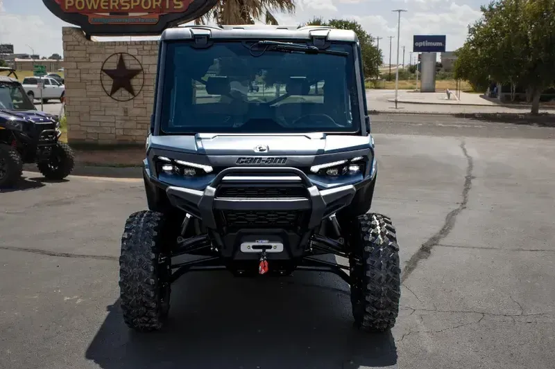 NEW 2026 CAN-AM DEFENDER MAX LIMITED CAB HD11 Image 4