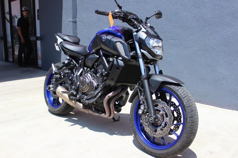 2020 Yamaha MT 07 Image 3