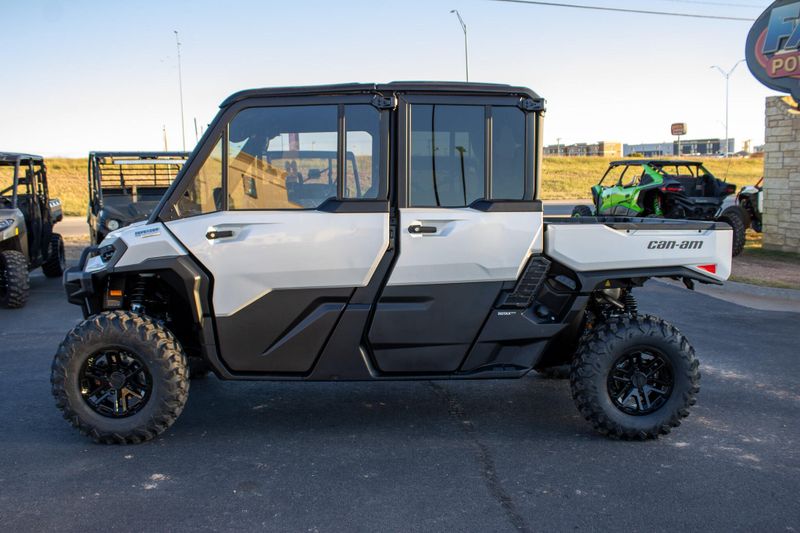 NEW 2026 CAN-AM DEFENDER MAX LIMITED CAB HD11 Image 3